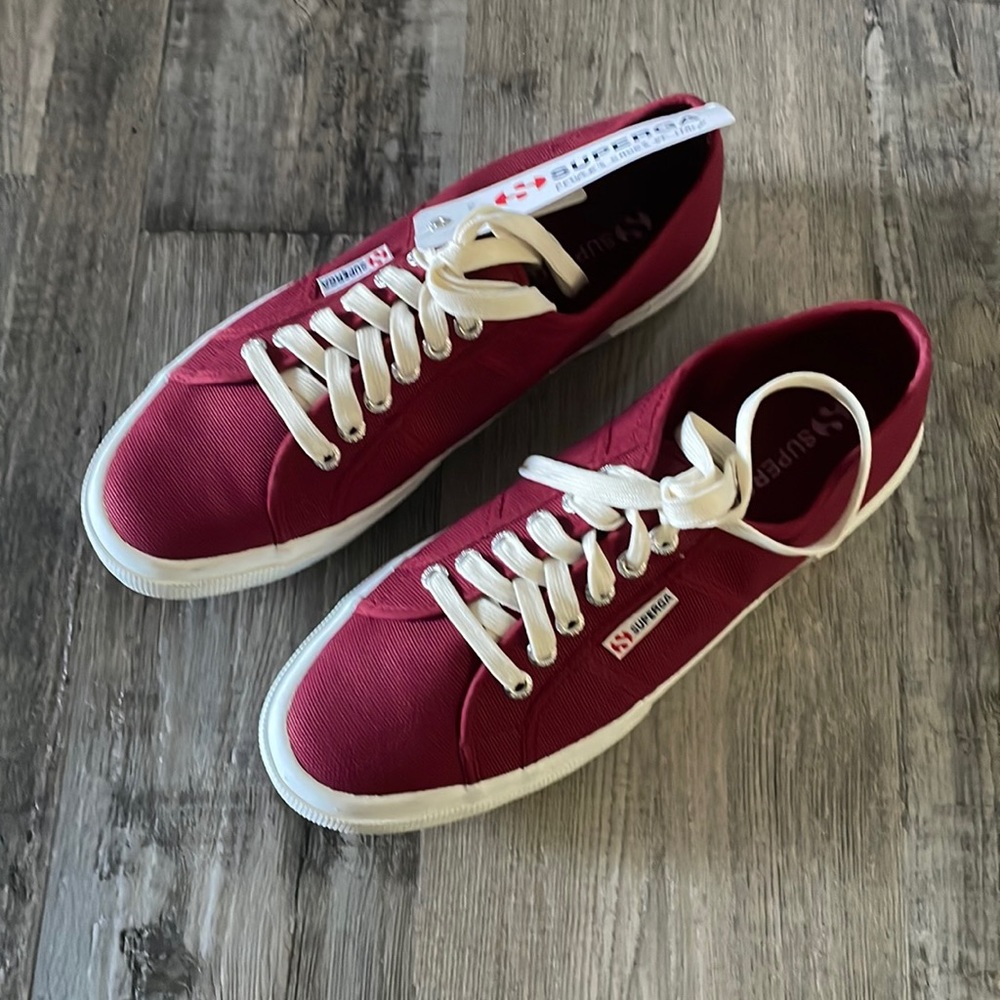 Superga NWT 2750 unisex Cotu classic scarlet sneakers